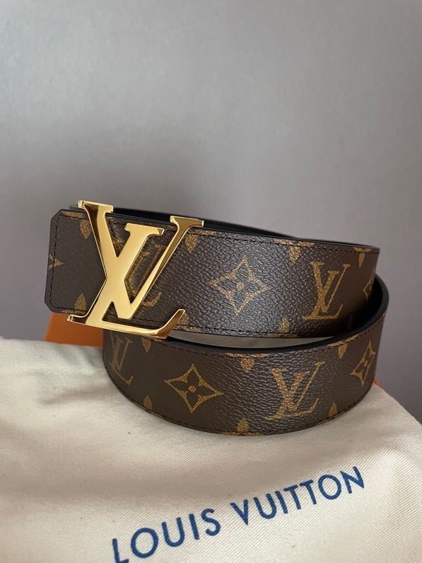 Louis Vuitton Initials Reversible belt with Eclipse Reverse pattern