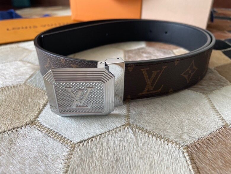 Louis Vuitton Iconic Damier canvas and metal buckle canvas belt collection 35mm