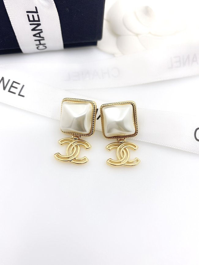 Chanel Earring CSJ90001171