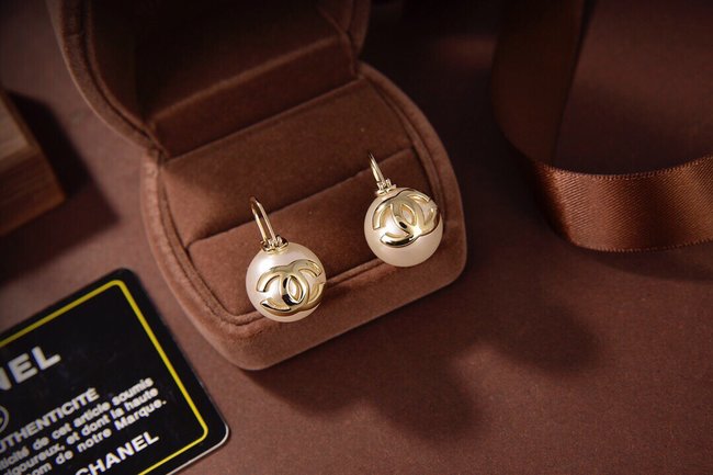 Chanel Earring CSJ80001377