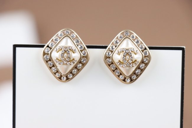 Chanel Earring CSJ40001725