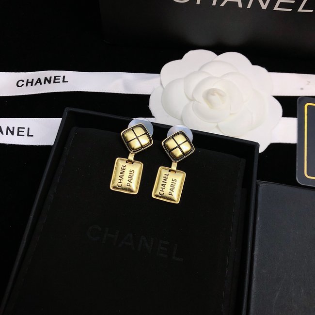 Chanel Earring CSJ00001160