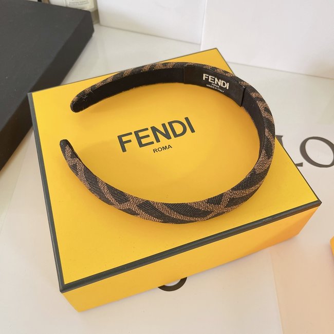 Fendi Hair CSJ53252334