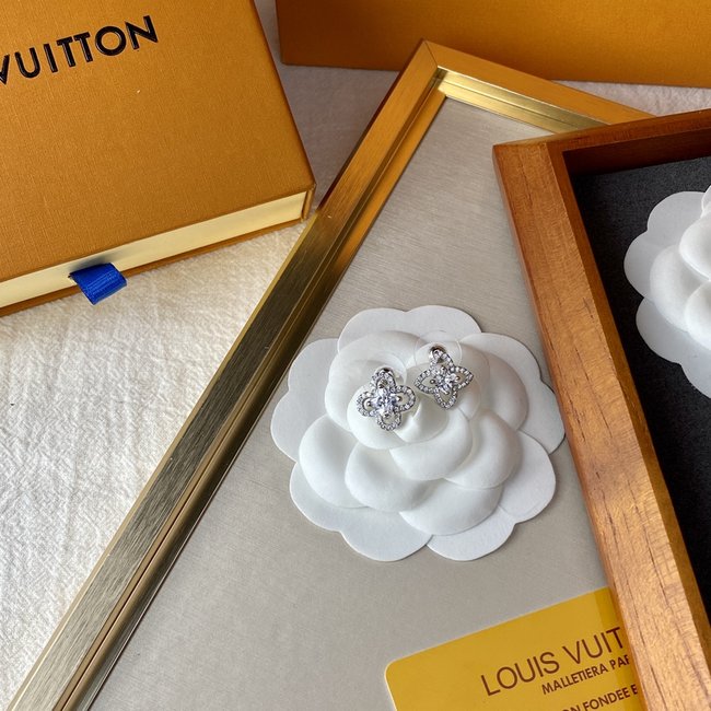 Louis Vuitton Earring CSJ24341311