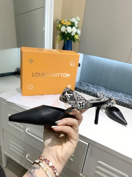 Louis Vuitton sofia calfskin mongram lacquered canvas Kitten Heels