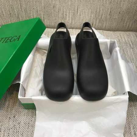 Bottega Jelly sandals