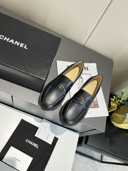 Chanel classic