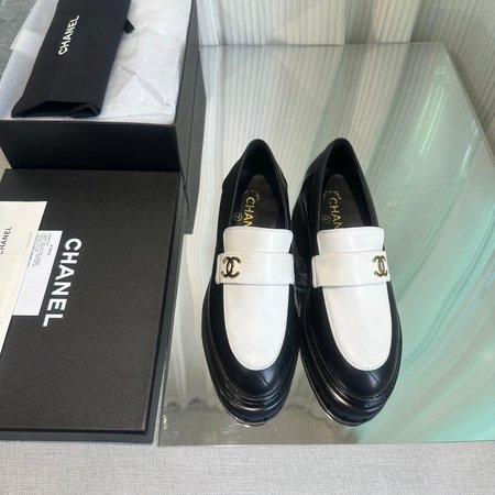 Chanel Diamond pattern CC buckle block heel loafers