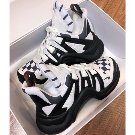 Louis Vuitton The latest sports shoes daddy shoes