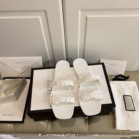 Gucci New slippers
