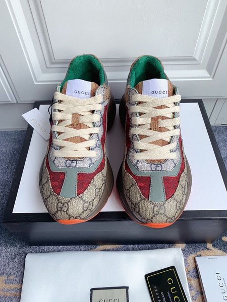 Gucci Vacuum sole sneakers