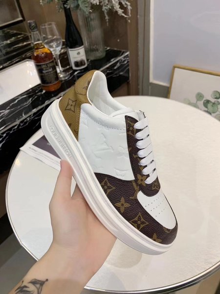 Louis Vuitton classic graphic sneakers