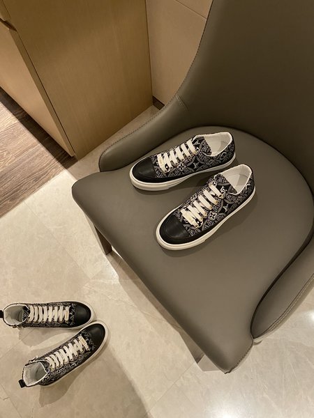 Louis Vuitton Frontrow Stellar sneakers