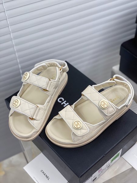 Chanel Cowhide sandals