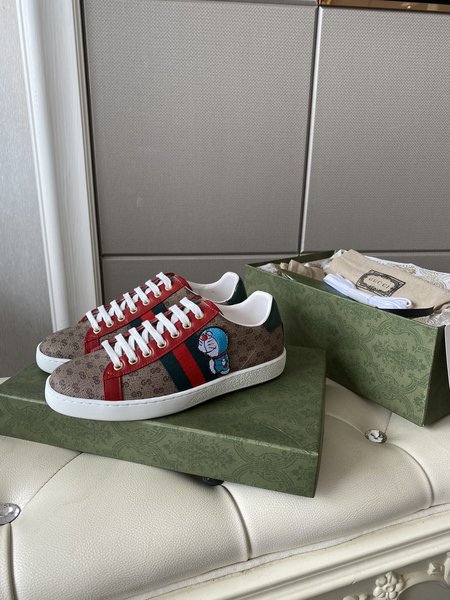 Gucci Lace-up casual shoes sneakers