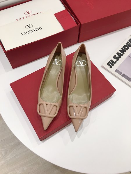 Valentino Roman Stud Women s Shoes