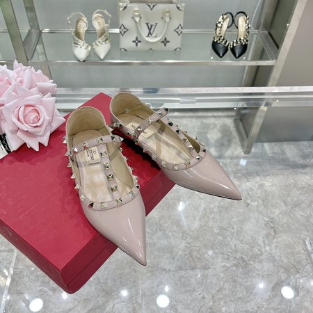 Valentino Rockstud Calfskin Pumps