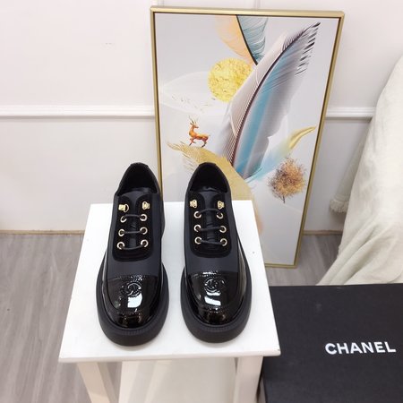 Chanel Women s shoes platform loafers cowhide / patent leather sheepskin inner heel height 4.5cm