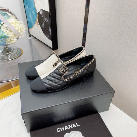 Chanel Chain Lingge Loafers