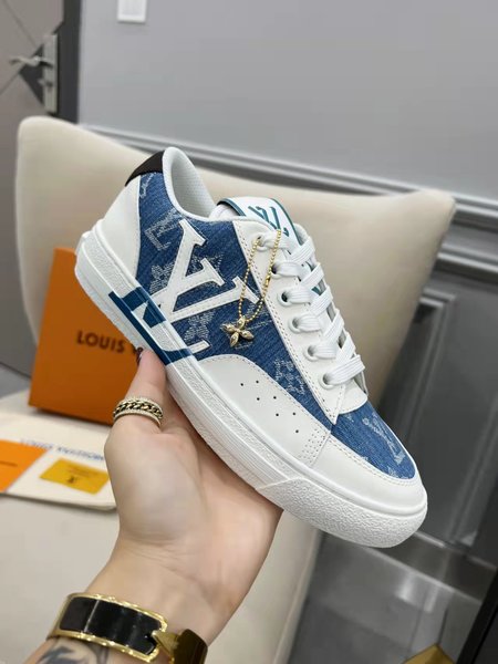 Louis Vuitton leather casual shoes