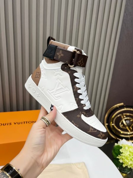 Louis Vuitton leather sneakers