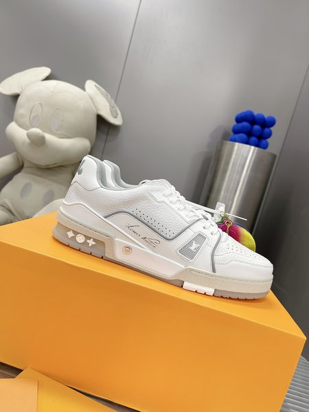 Louis Vuitton Baby Virgin Abloh sneakers