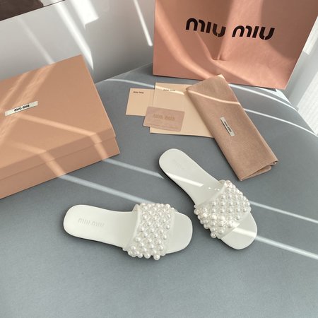 Miu Miu 