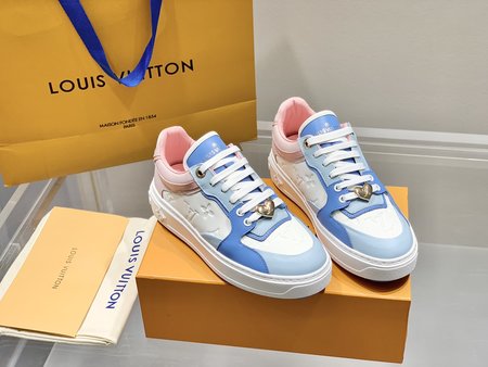 Louis Vuitton LTime out macaron white shoes