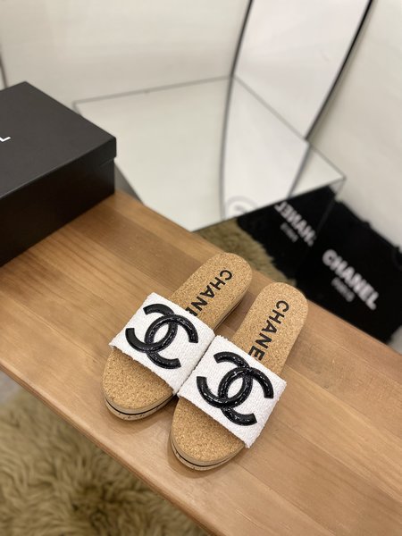 Chanel clogs