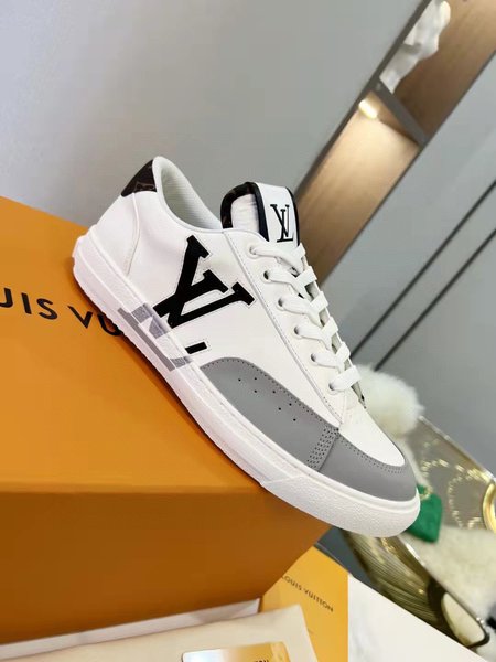 Louis Vuitton Casual shoes