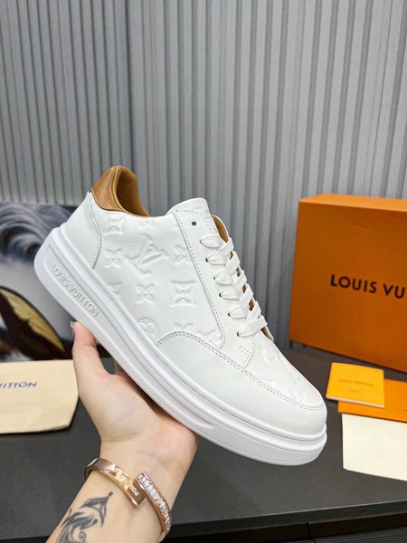 Louis Vuitton Casual shoes