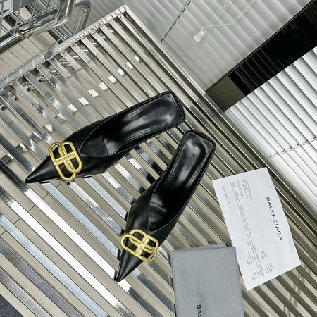 Balenciaga Temperament high heels