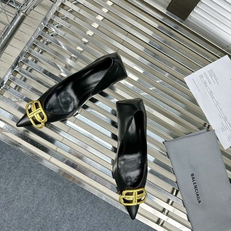 Balenciaga Temperament high heels