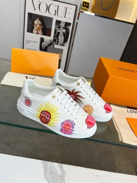 Louis Vuitton Casual shoes