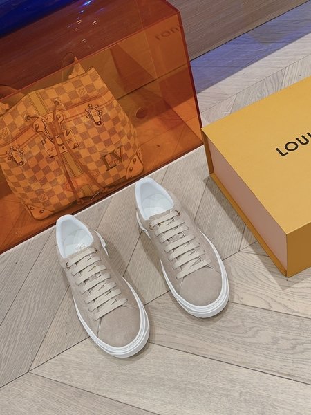 Louis Vuitton time out sneakers