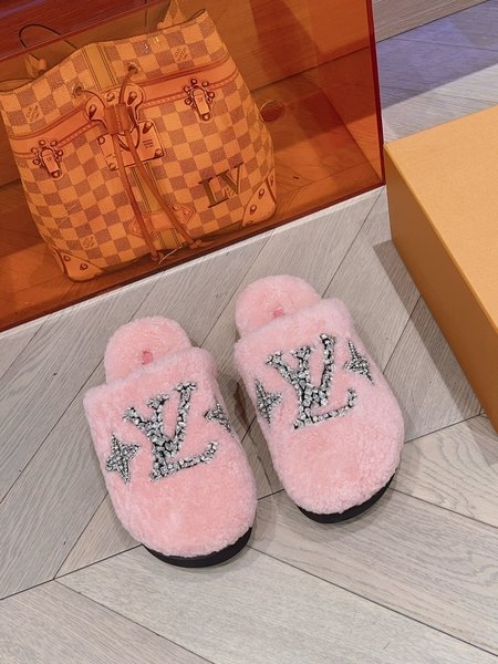 Louis Vuitton Sheep wool hand-sewn wool slippers with Swarovski crystal diamond buttons