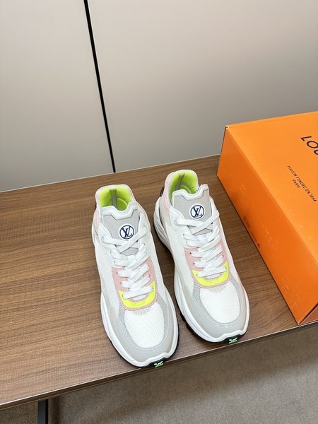 Louis Vuitton RUN55 height increasing sneakers