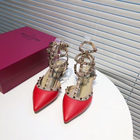 Valentino Matte leather heel 4cm series